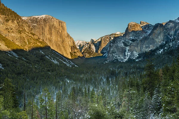 Winter view over Yosemite Valley from Tunnel View, Yosemite National Park, California