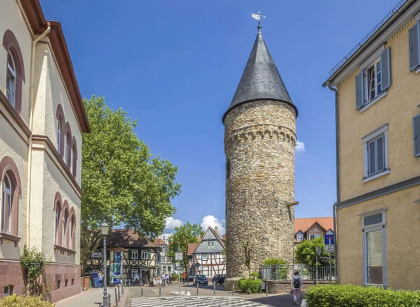 Witch tower in the old town of Bad Homburg vor der Hoehe, Taunus, Hesse, Germany