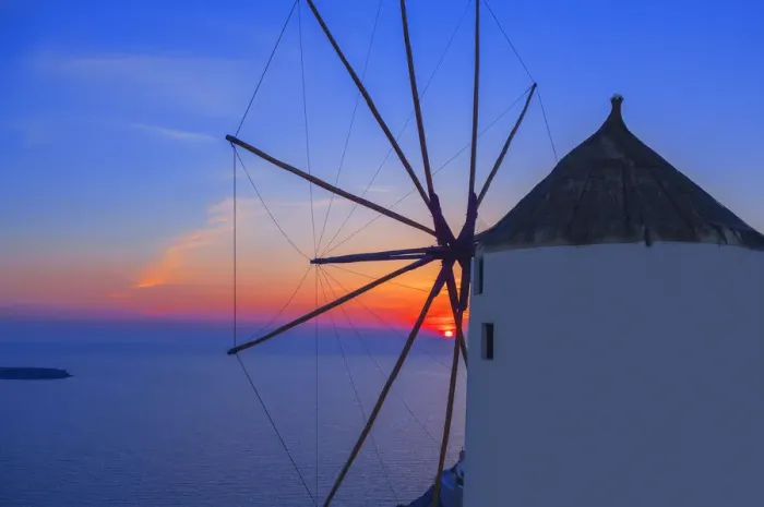 Framed Print : Wndmill at sunset, Oia, Santorini, Cyclades Islands, Greece Framed Print : Wndmill at sunset, Oia, Santorini, Cyclades Islands, Greece