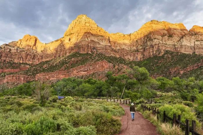Framed Print : Woman walking the Pa rus Trail Zion National Park, Utah, USA Framed Print : Woman walking the Pa rus Trail Zion National Park, Utah, USA