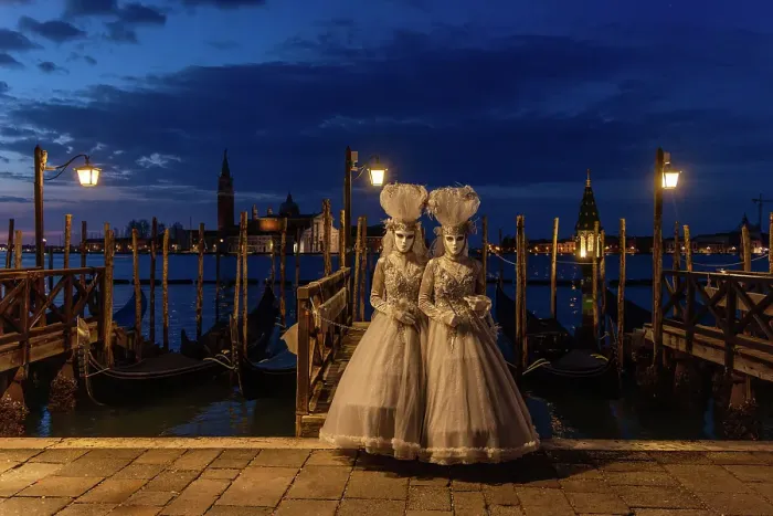 Framed Print : Two women dressed as twins stand by the lagoon during the Venice Carnival, Venice, Italy Framed Print : Two women dressed as twins stand by the lagoon during the Venice Carnival, Venice, Italy