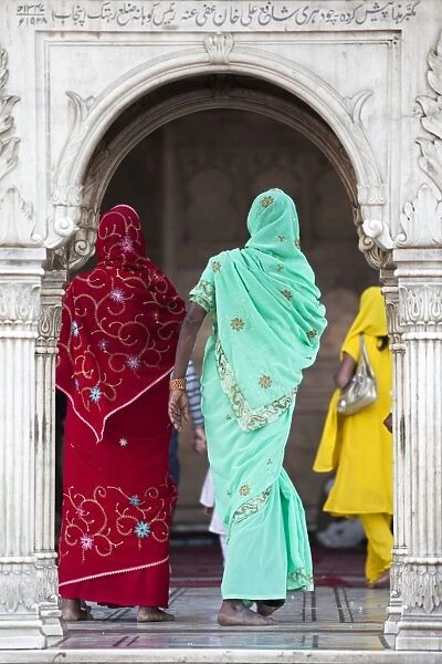 Women in the Jama Masjid mosque in Old Delhi, India