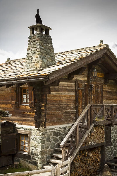 Wooden chalet  /  hut, Eggen, Zermatt, Valais, Switzerland