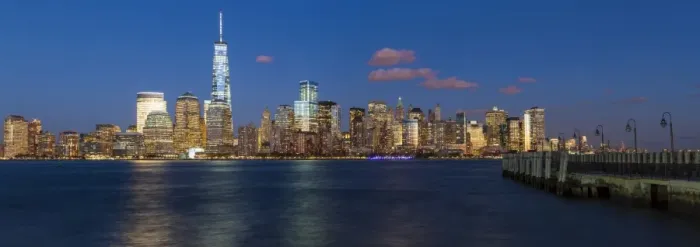 Framed Print : One World Trade Center and Downtown Manhattan across the Hudson River, New York, Manhattan Framed Print : One World Trade Center and Downtown Manhattan across the Hudson River, New York, Manhattan