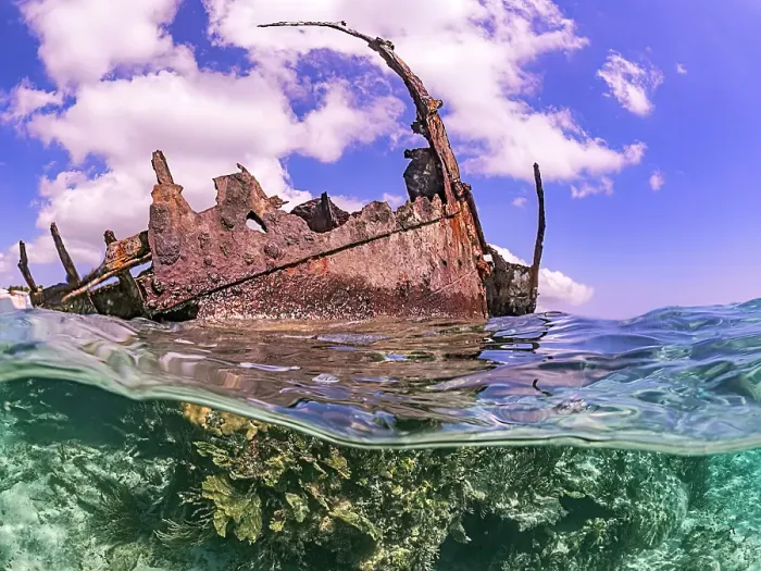 Framed Print : The Wreck of the Pallas, South Sound, Grand Cayman, Cayman Islands, British West Indies Framed Print : The Wreck of the Pallas, South Sound, Grand Cayman, Cayman Islands, British West Indies