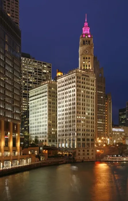 Framed Print : The Wrigley Building in the loop in Chicago on a rainy day. USA Framed Print : The Wrigley Building in the loop in Chicago on a rainy day. USA
