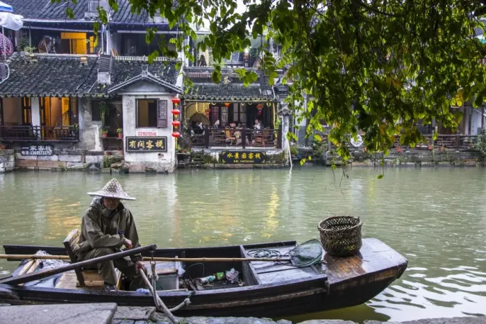 Framed Print : Xitang, Zhejiang Province, Nr Shanghai, China Framed Print : Xitang, Zhejiang Province, Nr Shanghai, China