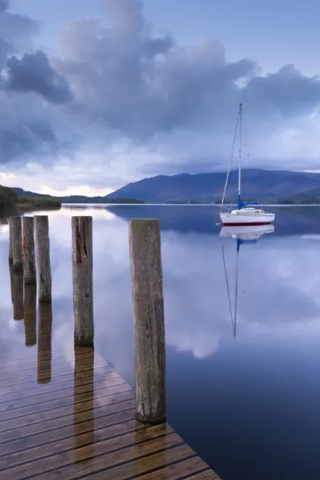 Framed Print : Yacht moored near Lodore boat launch on Derwent Water, Lake District, Cumbria, England Framed Print : Yacht moored near Lodore boat launch on Derwent Water, Lake District, Cumbria, England