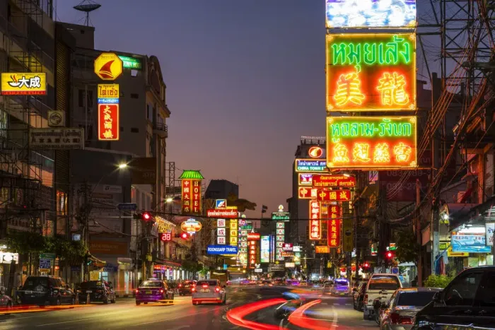 Framed Print : Yaowarat Road in Chinatown at night, Bangkok, Thailand Framed Print : Yaowarat Road in Chinatown at night, Bangkok, Thailand