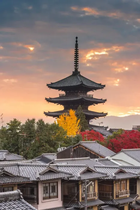 Framed Print : Yasaka Pagoda in Hokanji temple, Higashiyama district, Kyoto, Kyoto prefecture, Kansai