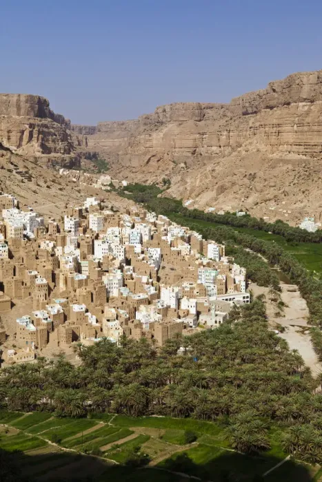 Framed Print : Yemen, Hadhramaut, Wadi Do an, Ribat Ba-Ashan Framed Print : Yemen, Hadhramaut, Wadi Do an, Ribat Ba-Ashan