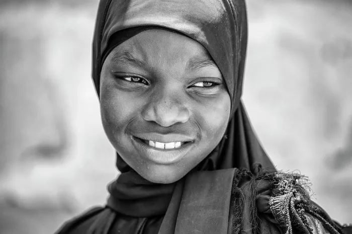 Framed Print : Young local woman, Jambiani, Zanzibar, Tanzania, Africa Framed Print : Young local woman, Jambiani, Zanzibar, Tanzania, Africa