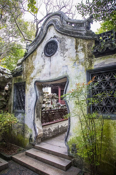 Yu Yuan Gardens, Old City, Shanghai, China