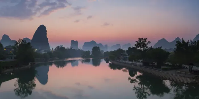Framed Print : Yulong River at dawn, Yangshuo, Guangxi, China Framed Print : Yulong River at dawn, Yangshuo, Guangxi, China