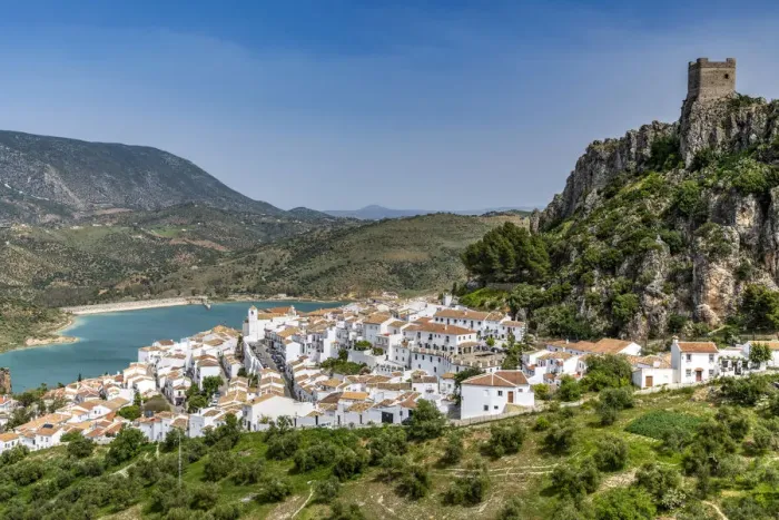 Framed Print : Zahara de la Sierra, Andalusia, Spain