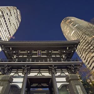 Asia, Japan, Tokyo, temple and skyscrapers