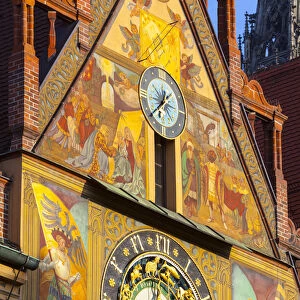 Astronomical Clock on Ulms decorative Town Hall (Altes Rathaus), Ulm