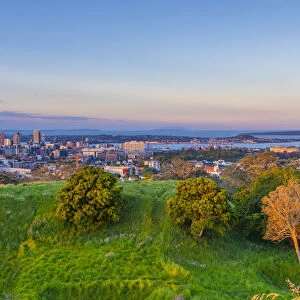 Auckland City and Harbour from Mount Eden, Auckland, New Zealand, Pacific Ocean