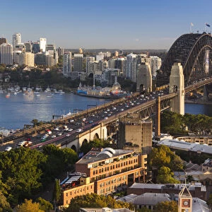 Australia, New South Wales, NSW, Sydney, Sydney Harbour Bridge, elevated view, dawn