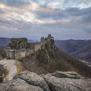 Austria, Lower Austria, Schonbuhel-Aggsbach, Burgruine Aggstein, Aggstein Castle