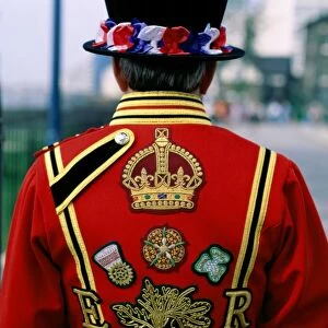 Beefeater / Costume Detail