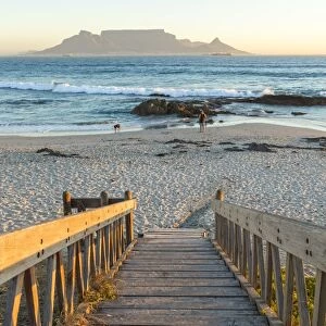 Bloubergstrand beach with Table Mountain in background