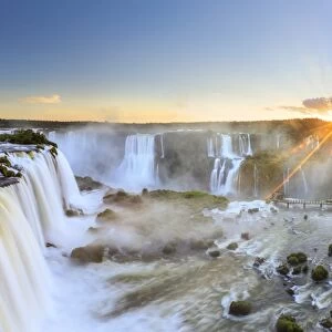 Brazil, Parana, Iguassu Falls National Park (Cataratas do Iguacu) (UNESCO Site), Devils Throat