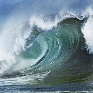 Breaking wave - USA, Hawaii, Oahu, Waialua, North Shore, Sunset Beach, Ke Iki Beach