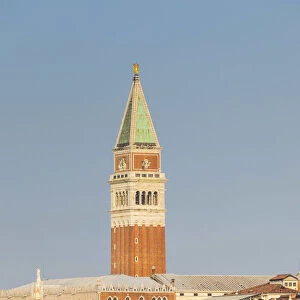 Campanile and the Doges Palace, Piazza San Marco (St. Marks Square), Venice