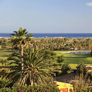 Canary Islands, Gran Canaria, view of Playa del Ingles and Maspalomas Resorts