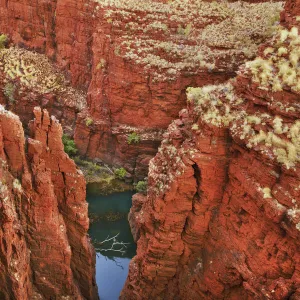 Canyon landscape at Oxer Lookout - Australia, Western Australia, Pilbara