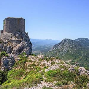 Catharian castle Queribus, Aude, Languedoc-Roussillon, Occitanie, France