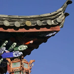 China, Yunnan Province, Lijiang, Old Town, Temple Gate lantern