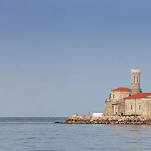 Church of St. Klement and the Punta Lighthouse, Piran, Primorska, Istria, Adriatic Coast