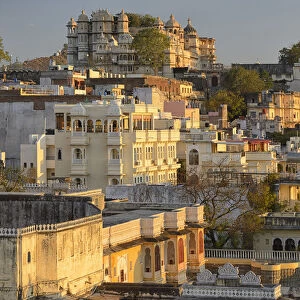 City and city palace, Udaipur, Rajasthan, India, Asia