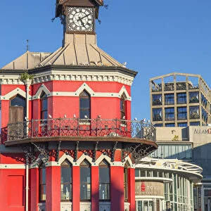 Clock Tower and The Silo Hotel, V+A Waterfront, Cape Town, Western Cape, South Africa