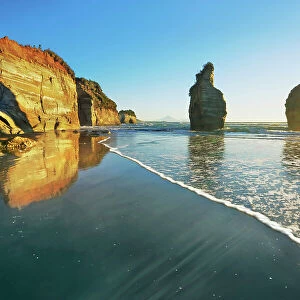 Coast landscape at Three Sisters - New Zealand, North Island, Taranaki, New Plymouth