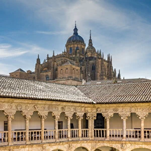Convento de San Esteban with the Old Cathedral in the background, Salamanca, Castile