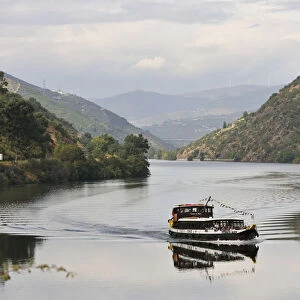 Covelinhas and Folgosa do Douro. Cruises on the river Douro, a Unesco World Heritage Site