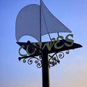 Cowes Sign, Cowes, Isle of Wight, United Kingdom