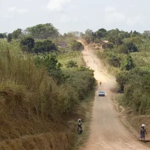 Dirt road, Uganda