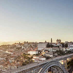 Dom Luis I Bridge at sunset, elevated view, Porto, Portugal