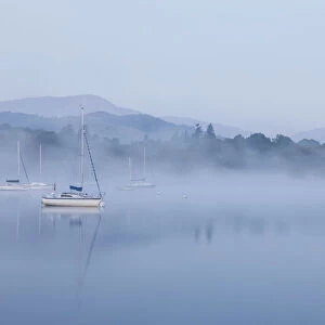 England, Cumbria, Lake District, Windermere, Wooden Jetty