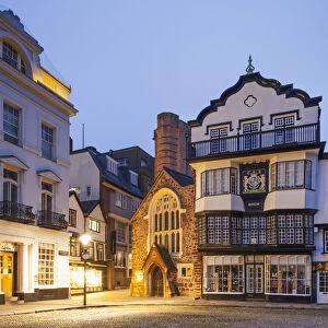 England, Devon, Exeter, Cathedral Close, Mols Coffee House