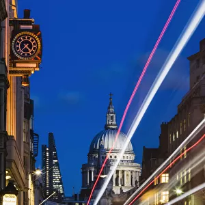 England, London, City of London, St. Pauls Cathedral and Fleet Street