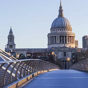 England, London, St. Pauls Cathedral and City Skyline