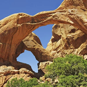Erosion landscape at Double Arch - USA, Utah, Grand, Arches National Park