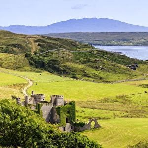 Europe, Dublin, Ireland, Clifden castle along the scenic Sky road in Connemara