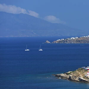 Europe, Greece, Cyklades, Mykonos, Cyclades island, Aegean Sea, windmills in Myconos town