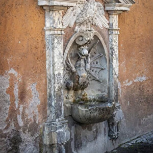 europe, Italy, Latium. Rome, a fountain with a dragon on the via della Conciliazione